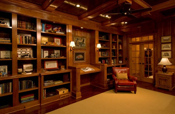 Iron Mountain Lake House &mdash; Library